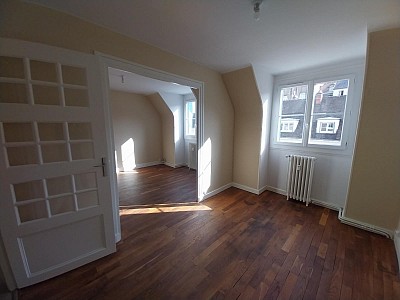 APPARTEMENT T4 A LOUER - Le Creusot - 63 m2 - 580€ charges comprises par mois