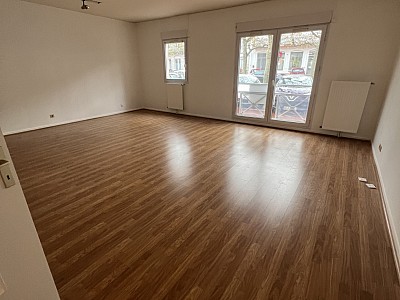 APPARTEMENT T5 A VENDRE - LE CREUSOT - 137.3 m2 - 170 000 €