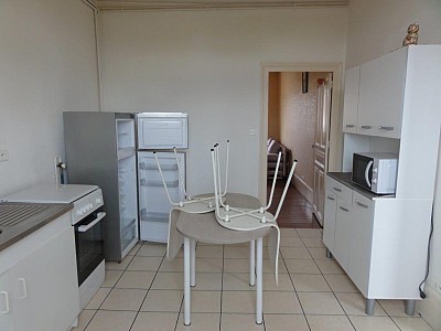 APPARTEMENT T2 A LOUER - Le Creusot - 38 m2 - 400 &euro; charges comprises par mois