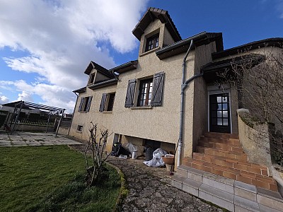 MAISON A LOUER - Perreuil - 153 m2 - 745€ charges comprises par mois