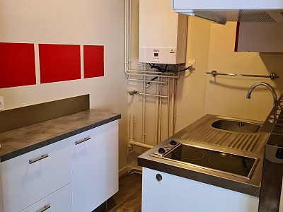 STUDIO A LOUER - Le Creusot - 34 m2 - 418€ charges comprises par mois