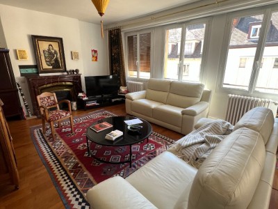 APPARTEMENT T4 A VENDRE - LE CREUSOT - 130 m2 - 165000€