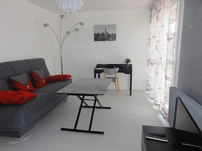 STUDIO A LOUER - Le Creusot - 33 m2 - 585€ charges comprises par mois