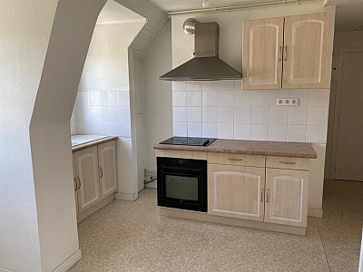 APPARTEMENT T2 A LOUER - Le Creusot - 44 m2 - 380 € charges comprises par mois