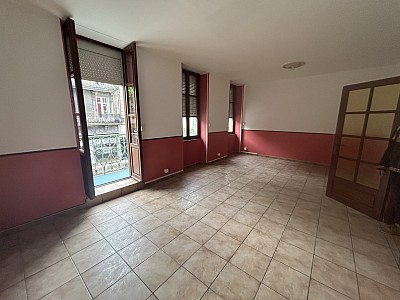 APPARTEMENT T3 A LOUER - Le Creusot - 84 m2 - 620€ charges comprises par mois