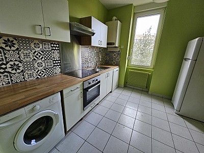 APPARTEMENT T4 A LOUER - Le Creusot - 67 m2 - 575€ charges comprises par mois