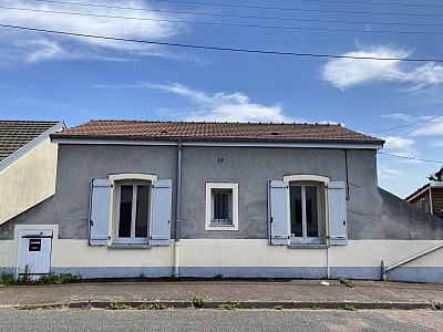 MAISON A LOUER - Le Creusot - 46 m2 - 570€ charges comprises par mois