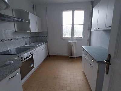 APPARTEMENT T3 A LOUER - Le Creusot - 66 m2 - 630€ charges comprises par mois
