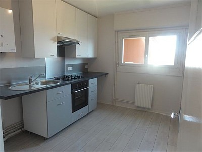 APPARTEMENT T3 A LOUER - Le Creusot - 61 m2 - 600€ charges comprises par mois