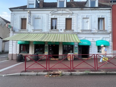 FONDS DE COMMERCE A VENDRE - LE CREUSOT - 300 m2 - 123000€