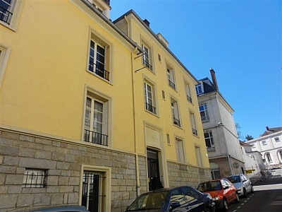 APPARTEMENT T2 A LOUER - Le Creusot - 29 m2 - 445 € charges comprises par mois