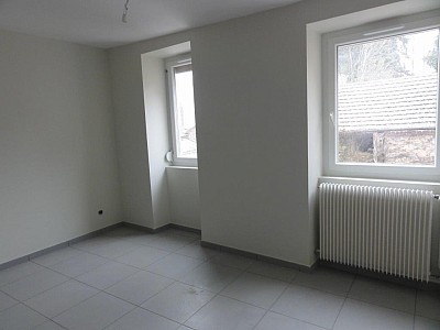 APPARTEMENT T2 A LOUER - Le Creusot - 49 m2 - 370 € charges comprises par mois