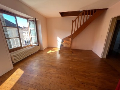APPARTEMENT T6 A VENDRE - LE CREUSOT - 149 m2 - 165 000 €