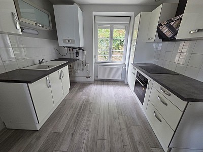 APPARTEMENT T4 A LOUER - Le Creusot - 67 m2 - 640€ charges comprises par mois