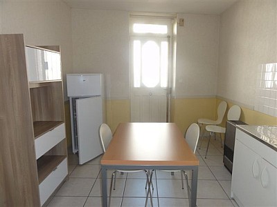 APPARTEMENT T2 A LOUER - Le Creusot - 34 m2 - 325€ charges comprises par mois