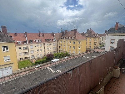 APPARTEMENT T3 A VENDRE - LE CREUSOT - 69 m2 - 75 000 €