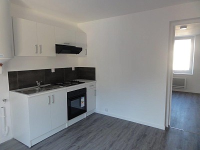 STUDIO A LOUER - Le Creusot - 31 m2 - 350€ charges comprises par mois