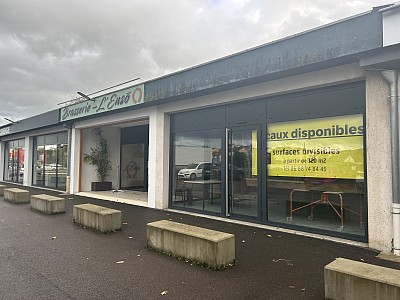 LOCAL D ACTIVITE A LOUER - Le Creusot - 60 m2 - 550€ HC par mois