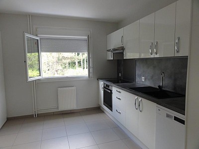 APPARTEMENT T3 A LOUER - Le Creusot - 68 m2 - 645�&euro; charges comprises par mois