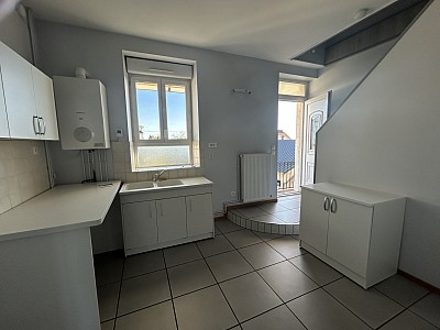 APPARTEMENT T3 A LOUER - Le Creusot - 66 m2 - 575�&euro; charges comprises par mois