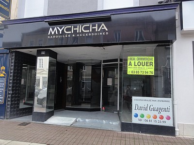 LOCAL COMMERCIAL A LOUER - Le Creusot - 37 m2 - 350�&euro; HC par mois