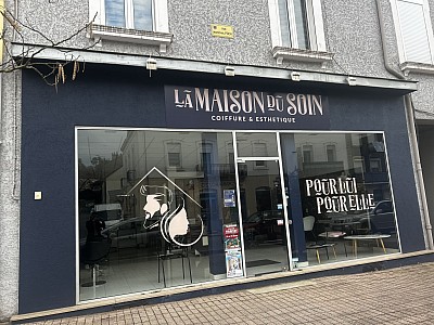 LOCAL COMMERCIAL A LOUER - Le Creusot - 74 m2 - 600�&euro; HC par mois