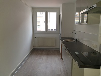 APPARTEMENT T3 A LOUER - Le Creusot - 62 m2 - 565 &euro; charges comprises par mois