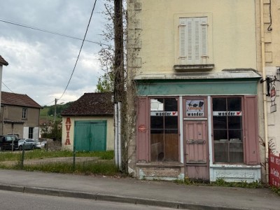 APPARTEMENT T3 A VENDRE - MARMAGNE - 72 m2 - 38 000 &euro;