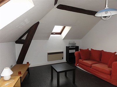 APPARTEMENT T2 A LOUER - Le Creusot - 40 m2 - 372 &euro; charges comprises par mois