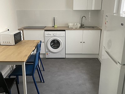 STUDIO A LOUER - Le Creusot - 25 m2 - 303 &euro; charges comprises par mois