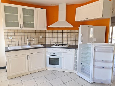 APPARTEMENT T3 A LOUER - Le Creusot - 45 m2 - 545 &euro; charges comprises par mois