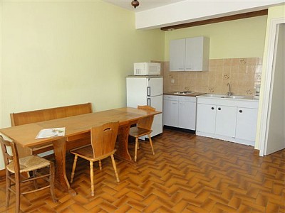 STUDIO A LOUER - Le Creusot - 33 m2 - 345 &euro; charges comprises par mois