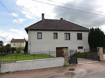 MAISON A LOUER - ?tang-sur-Arroux - 92 m2 - 690 &euro; charges comprises par mois