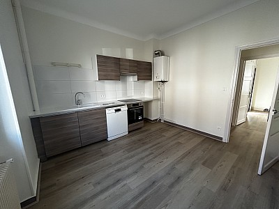 APPARTEMENT T3 A LOUER - Le Creusot - 80 m2 - 629 &euro; charges comprises par mois