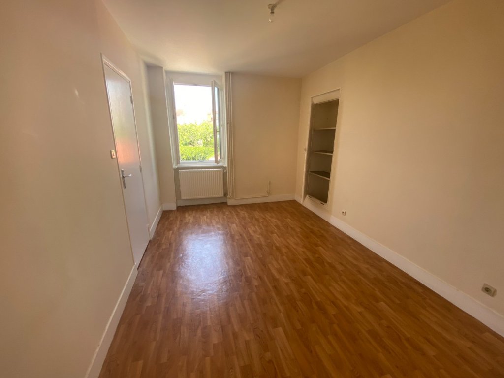 IMMEUBLE A VENDRE - LE CREUSOT - 275 m2 - 255 000 €