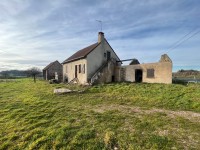 MAISON A VENDRE - ST PIERRE DE VARENNES - 82 m2 - 89 000 &euro;
