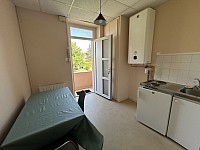 STUDIO A LOUER - Le Creusot - 21 m2 - 333 &euro; charges comprises par mois