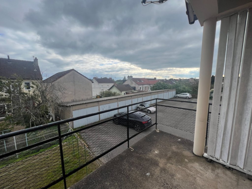 APPARTEMENT T3 A VENDRE - LE CREUSOT - 54 m2 - 55 000 €
