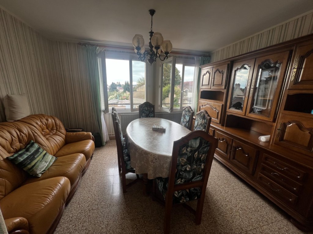 APPARTEMENT T3 A VENDRE - LE CREUSOT - 54 m2 - 55 000 €