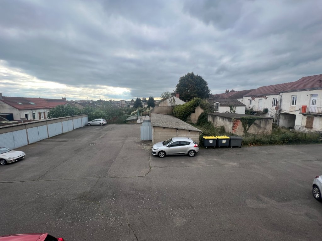APPARTEMENT T3 A VENDRE - LE CREUSOT - 54 m2 - 55 000 €