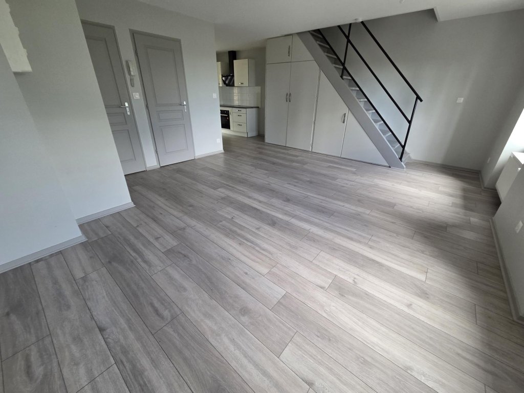 APPARTEMENT T4 A LOUER - Le Creusot - 67 m2 - 640 € charges comprises par mois